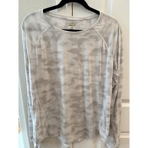 Tek Gear Gray Camouflage Long Sleeve Top - Womens XL